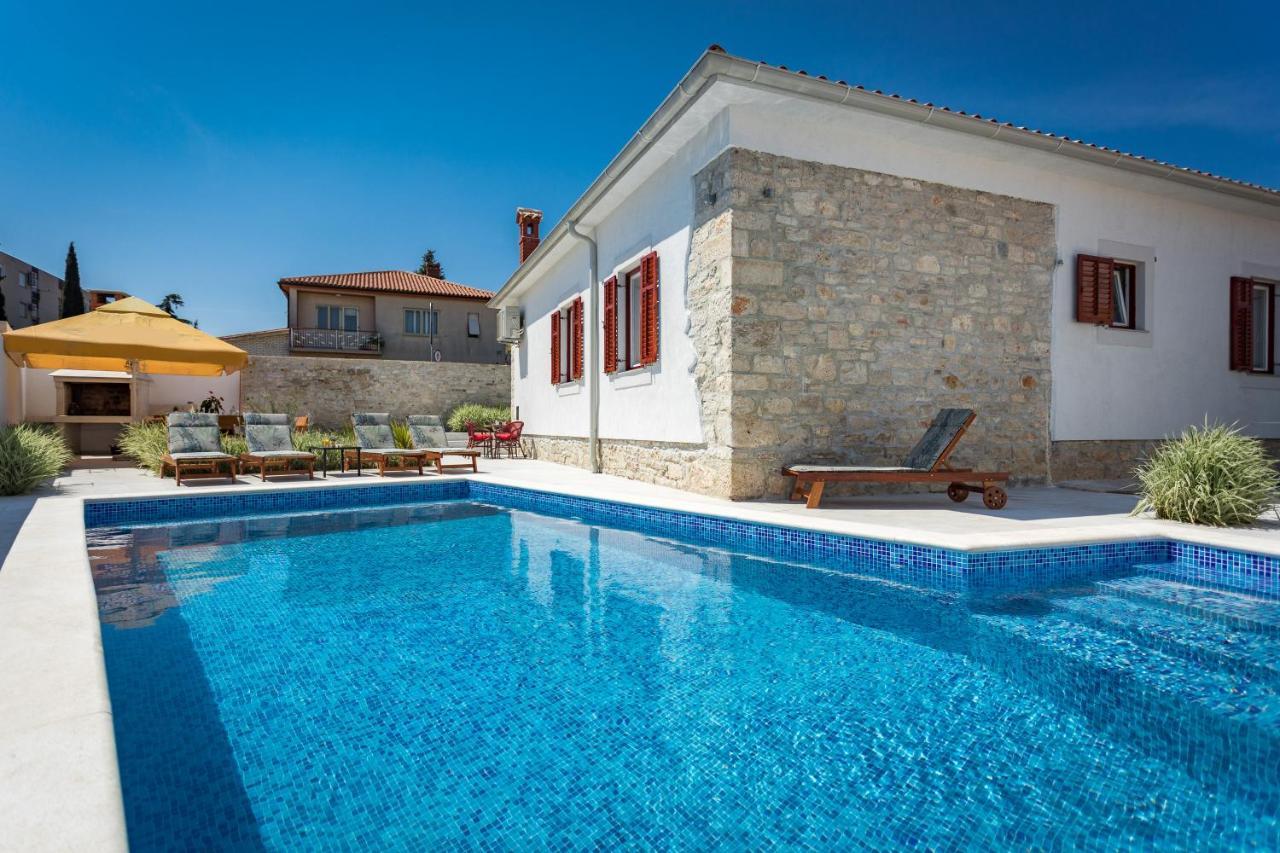 Casa Grotta Istriana Mit Neu Pool Near Center In Pula Villa Dış mekan fotoğraf